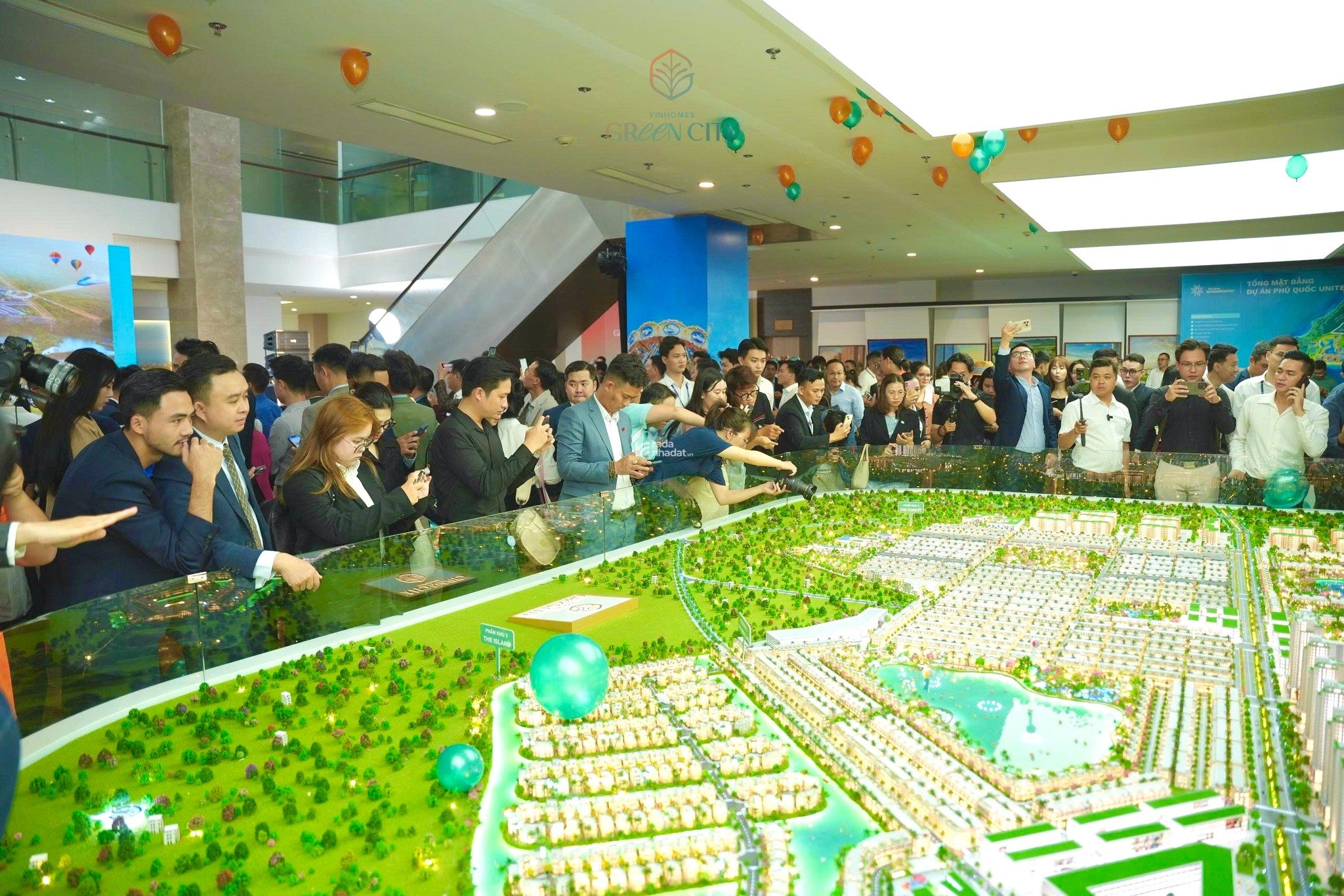 THANH TOÁN GIÃN XÂY 2 NĂM NHÀ PHỐ VINHOMES GREEN CITY