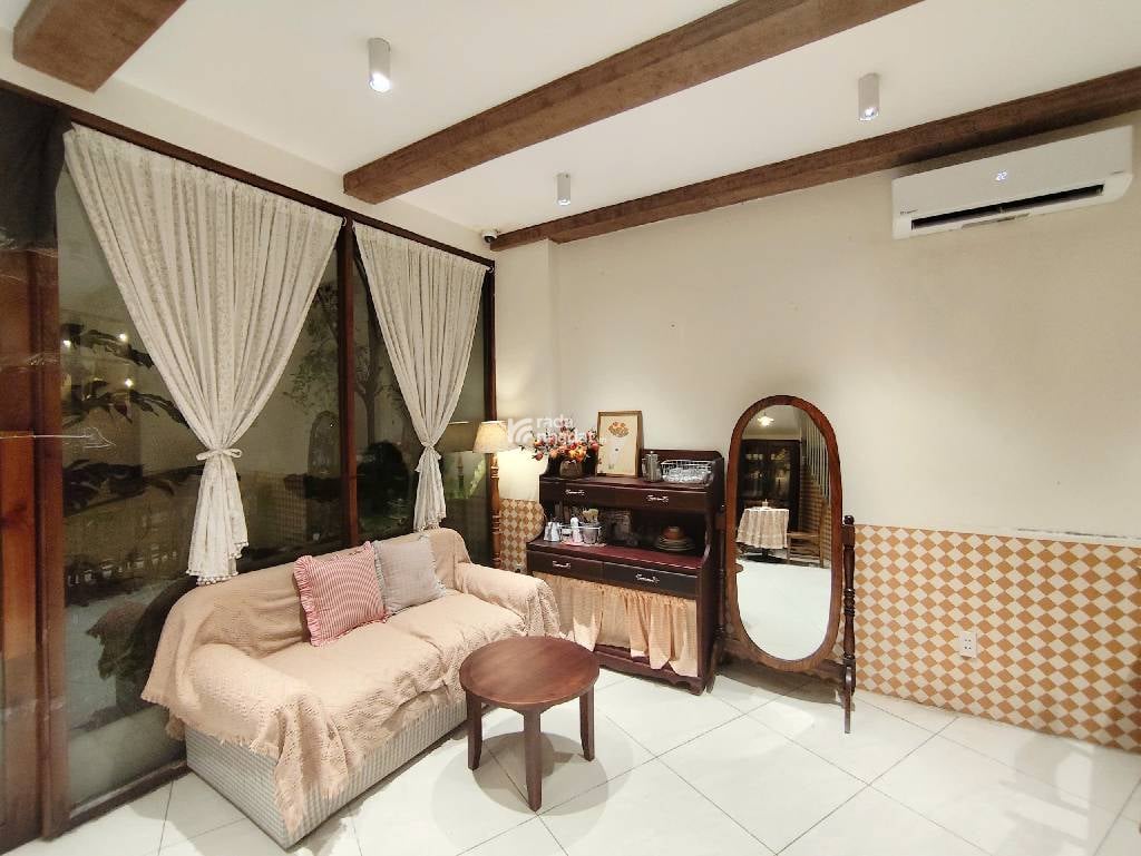 HẺM XE HƠI XÔ VIẾT NGHỆ TĨNH, BÌNH THẠNH, 4 TẦNG MỚI TINH Ở NGAY. GIẢM 350TR CHỈ 13.5T 