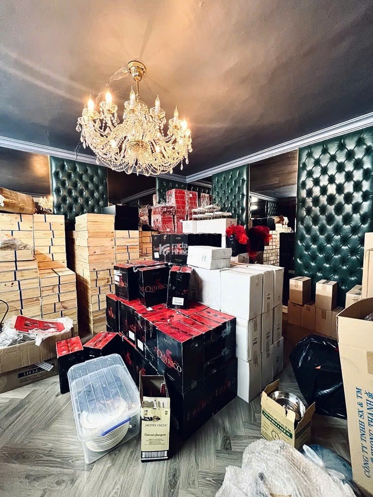 CHỈ DUY NHẤT - 4 TẦNG - MẶT TIỀN TRƯỜNG CHINH P13 - (6.6*23) 153m2 CN Đủ