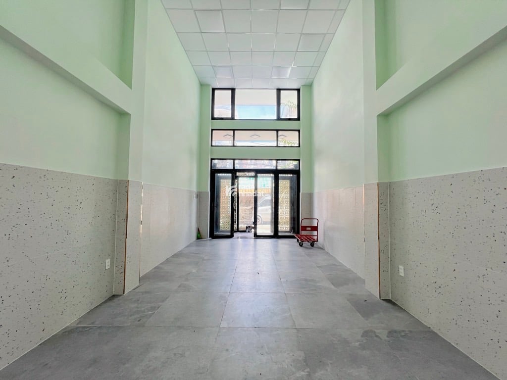 NGAY ĐẦM SEN, MTKD QUÁCH VŨ, TÂN PHÚ, 88M2 HIẾM CÓ. GIẢM 450TR CHỈ CÒN 15T TL TỐT