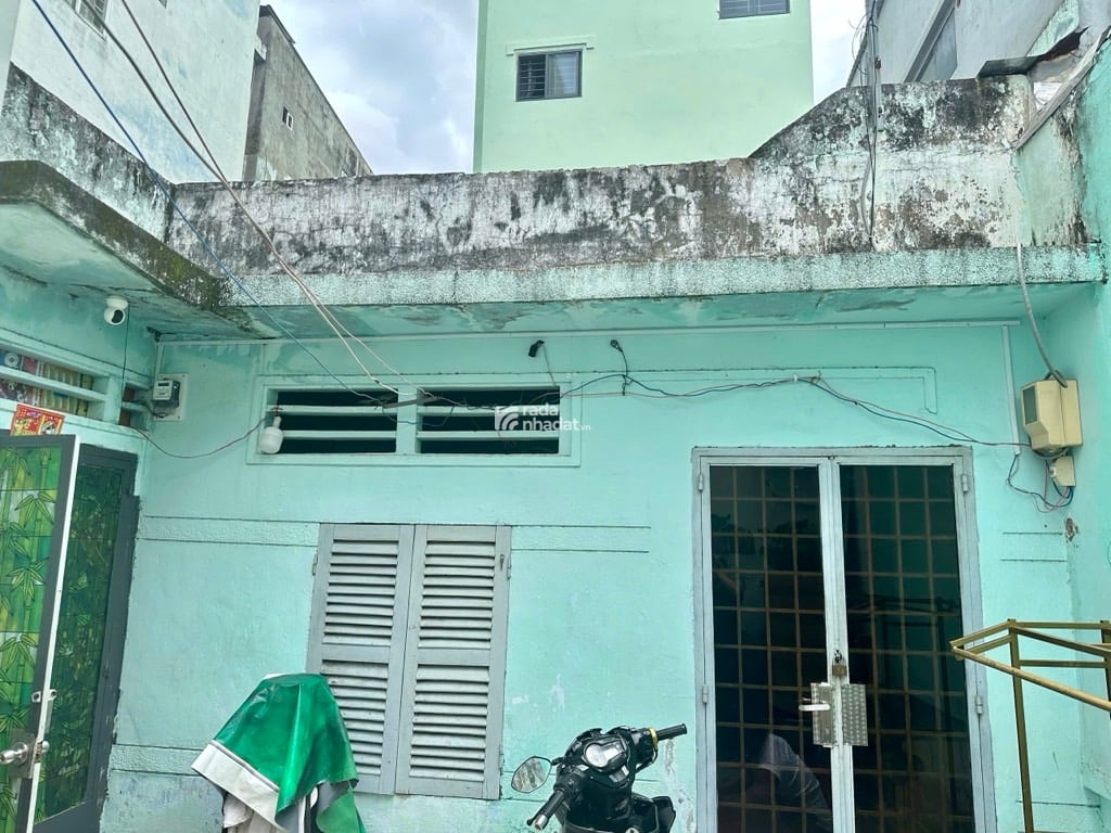 NGAY SÁT QUẬN 10, HXH TÂN TRANG, TÂN BÌNH, 102M2 TIỆN XÂY. GIẢM 350TR CHỈ CÒN 12.5T TL 