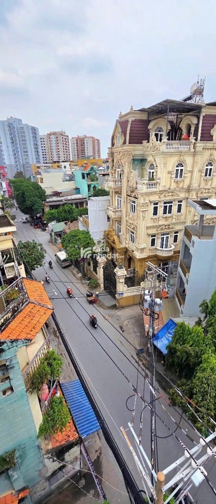 Bán nhà 6 tầng căn góc 2 mặt tiền Ni Sư Huỳnh Liên 