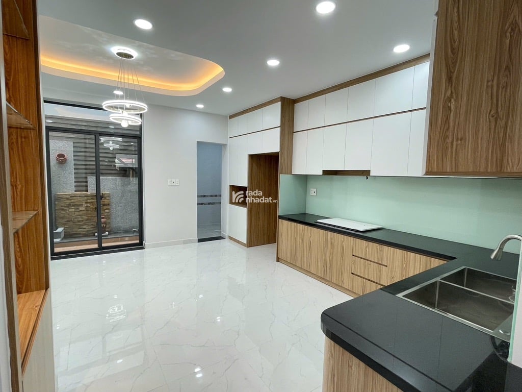 BÁN NHÀ TRỊNH ĐÌNH TRỌNG 100M2 10.4 TỶ 4.8X22M HẺM XE TẢI 8M TÂN PHÚ 