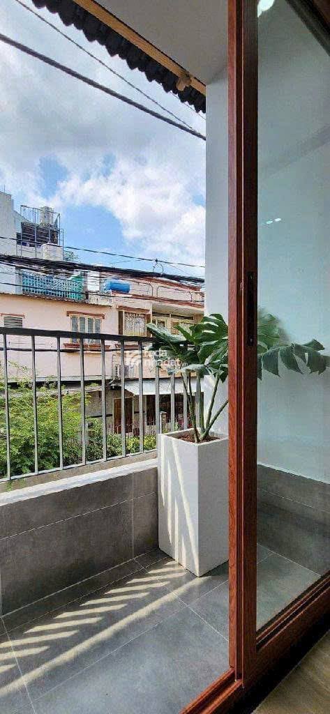 HẺM THÔNG MỘT TRỤC - PHÚ NHUẬN - NGANG KHỦNG 7M - NGUYỄN KIỆM - 2.2 TỶ