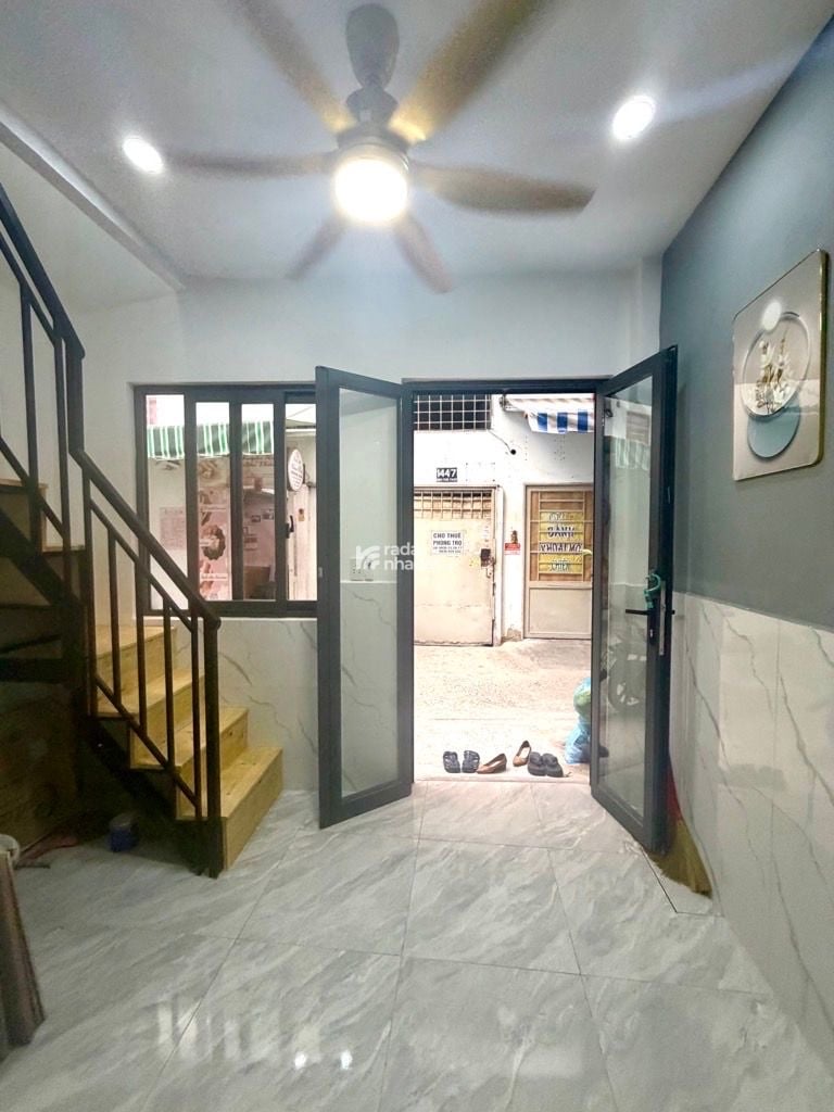 SIÊU PHẨM 3 TẦNG  CĂN HÓC KO LỘ GIỚI KO QUY HOẠCH -- DIỆN TÍCH SỬ DỤNG 40m2 - HẺM TRƯỚC NHÀ 3MBình 