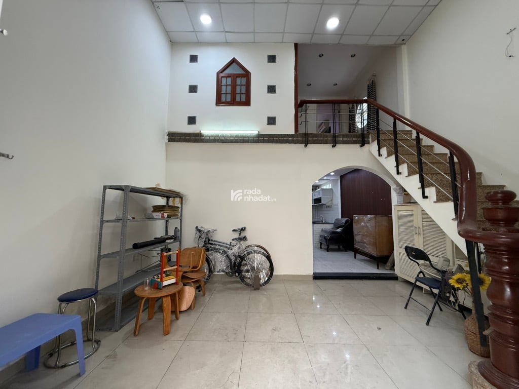 ĐƯỜNG SỐ 18 - SÁT XE TẢI THÔNG - QUANG TRUNG - CÔNG VIÊN LÀNG HOA - P8 GV - 59M (5.5x10.5) - NỞ HẬU