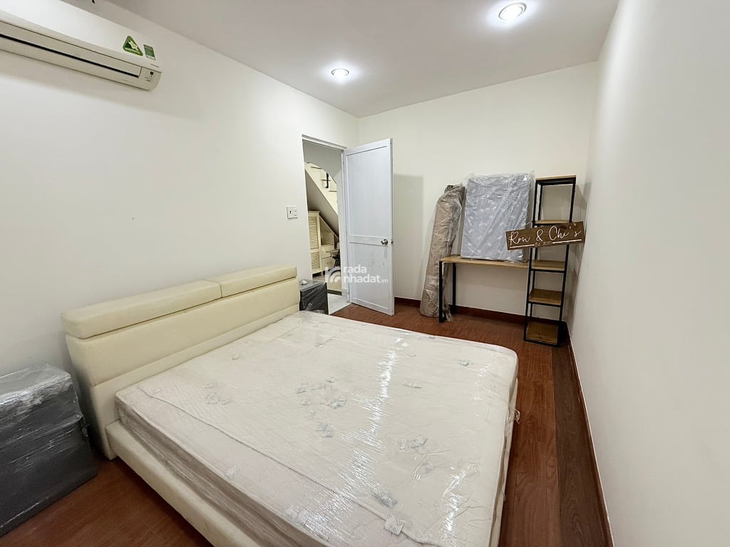 ĐƯỜNG SỐ 18 - SÁT XE TẢI THÔNG - QUANG TRUNG - CÔNG VIÊN LÀNG HOA - P8 GV - 59M (5.5x10.5) - NỞ HẬU