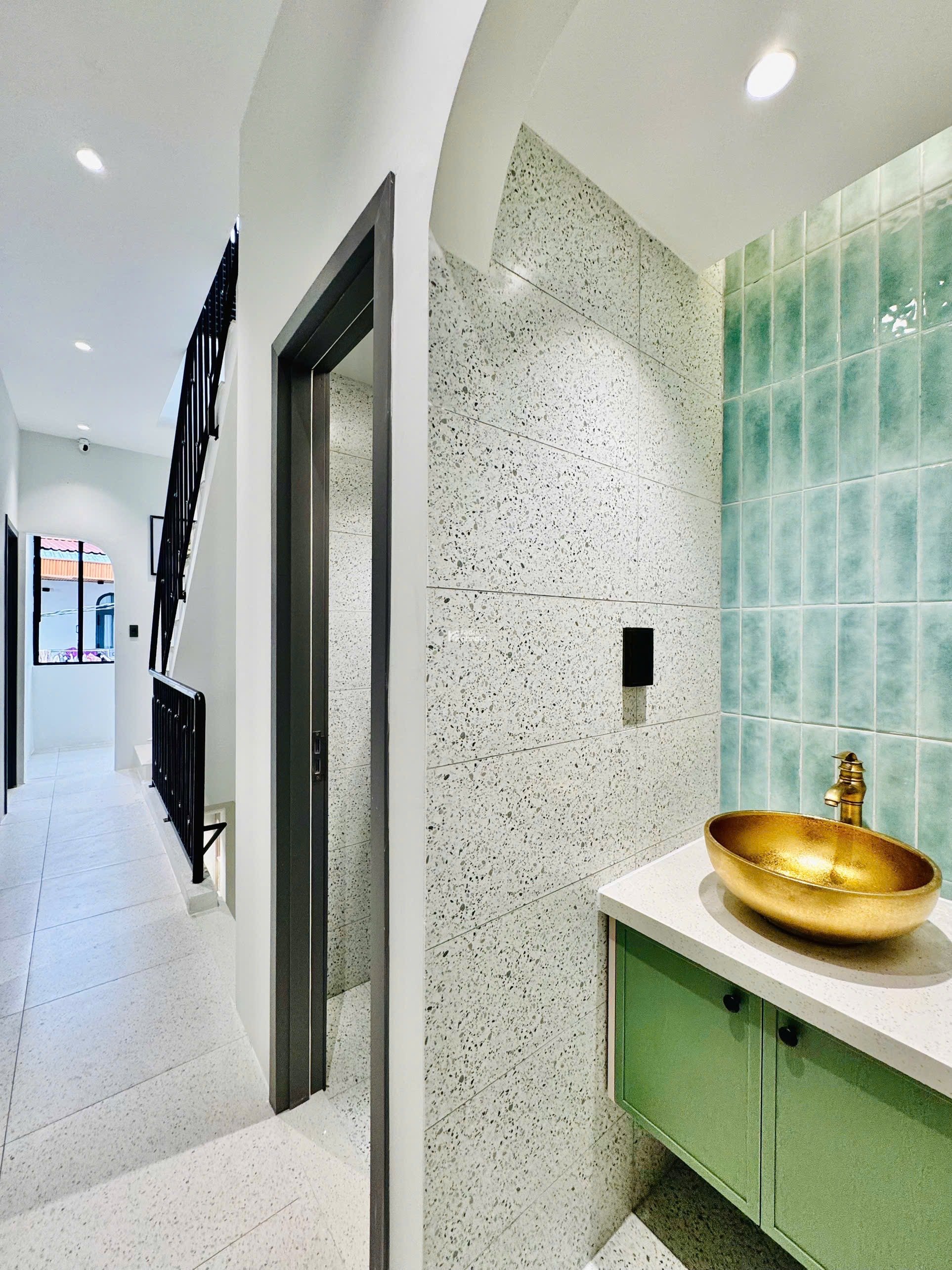 BÁN NHÀ 3 TẦNG Hoàng Hoa Thám, Bình Thạnh-TẶNG Nội thất cao cấp thiết kế theo nhà-GIÁ 9,3 TỶ TL