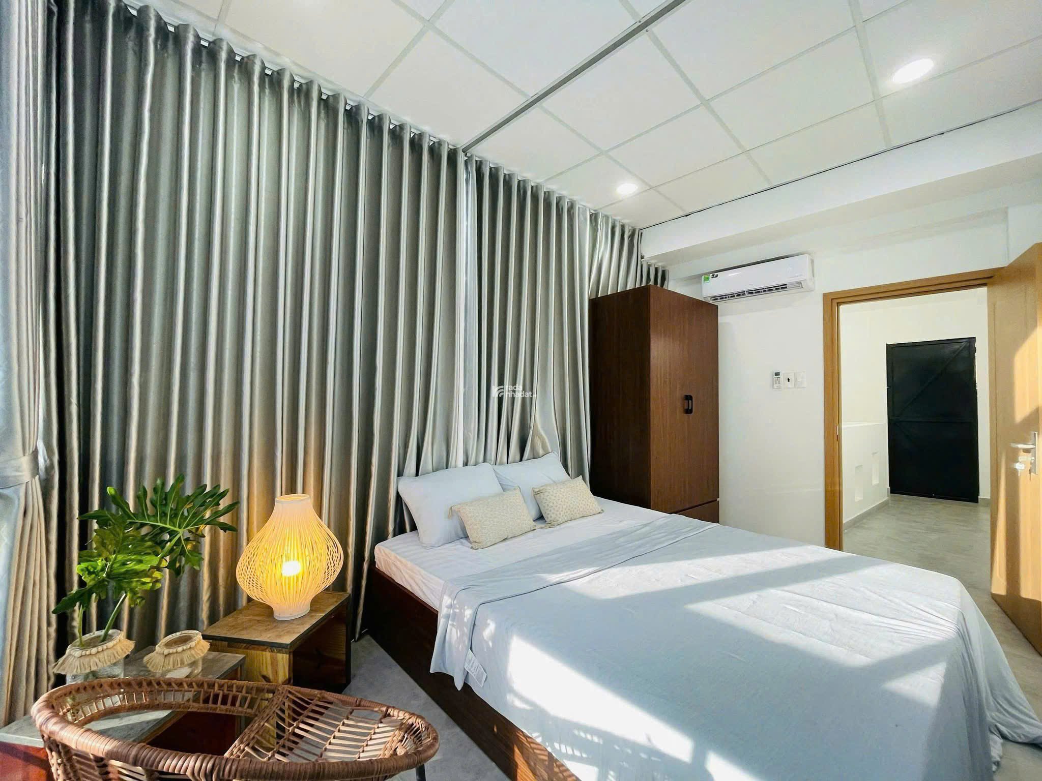 Bán nhà giá ngộp đường Trần Bình Trọng, Quận 5, gần giáo xứ Chợ Quán, 49m2, SHR giá 3 tỷ 850 TL