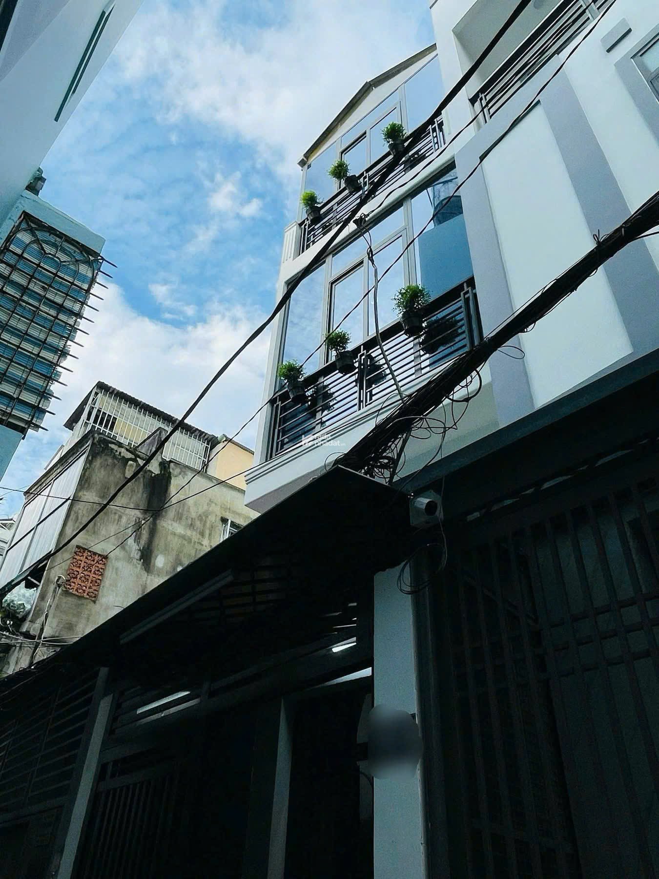 Bán nhà giá ngộp đường Trần Bình Trọng, Quận 5, gần giáo xứ Chợ Quán, 49m2, SHR giá 3 tỷ 850 TL