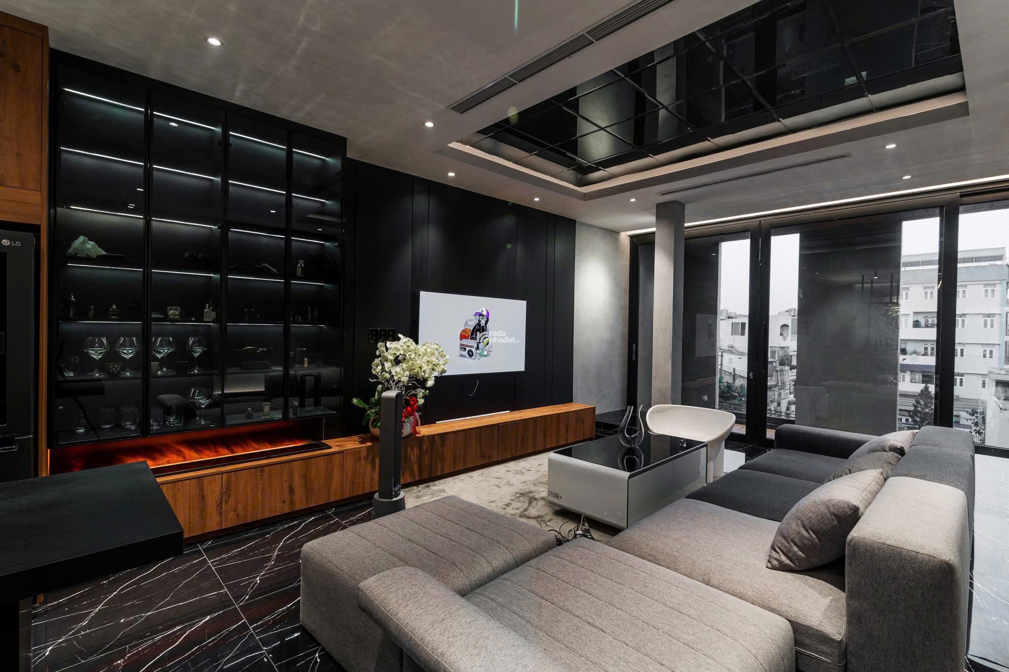 Cao Thắng Quận 10, ngay Hado Centrosa - 56m2 (4x14) 4 tầng 5PN Giá 12.9 Tỷ