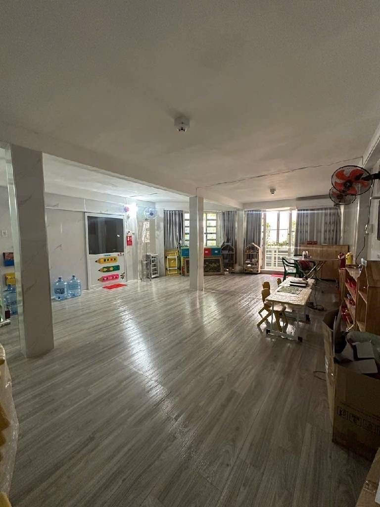  HÀNG ĐẸP – VỊ TRÍ HIẾM - NGANG GẦN 6M - NỞ HẬU - HẺM XE HƠI - 4 TẦNG - KHU TÂN SƠN NHÌ 