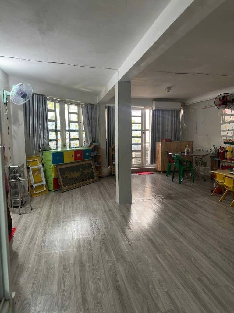  HÀNG ĐẸP – VỊ TRÍ HIẾM - NGANG GẦN 6M - NỞ HẬU - HẺM XE HƠI - 4 TẦNG - KHU TÂN SƠN NHÌ 