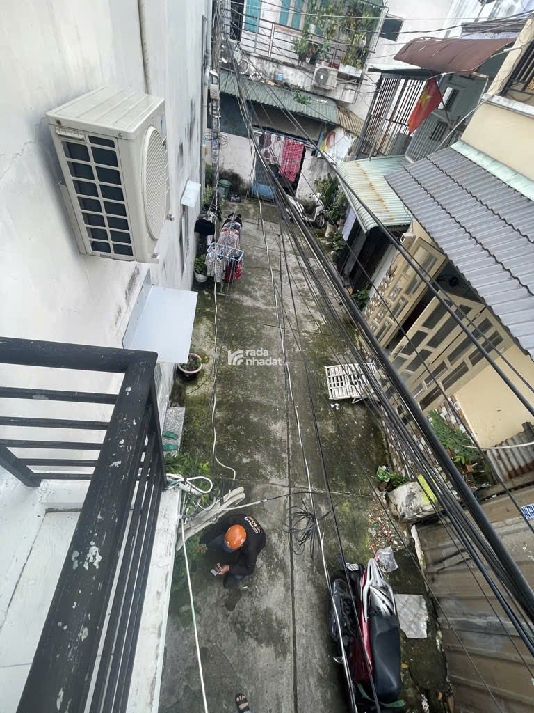 HÀNG HIẾM -BÁN NHÀ SỔ HỒNG RIÊNG LÊ ĐÌNH CẨN - GIÁP TÊN LỬA. CHỈ 2.1 TỶ THƯƠNG LƯỢNG