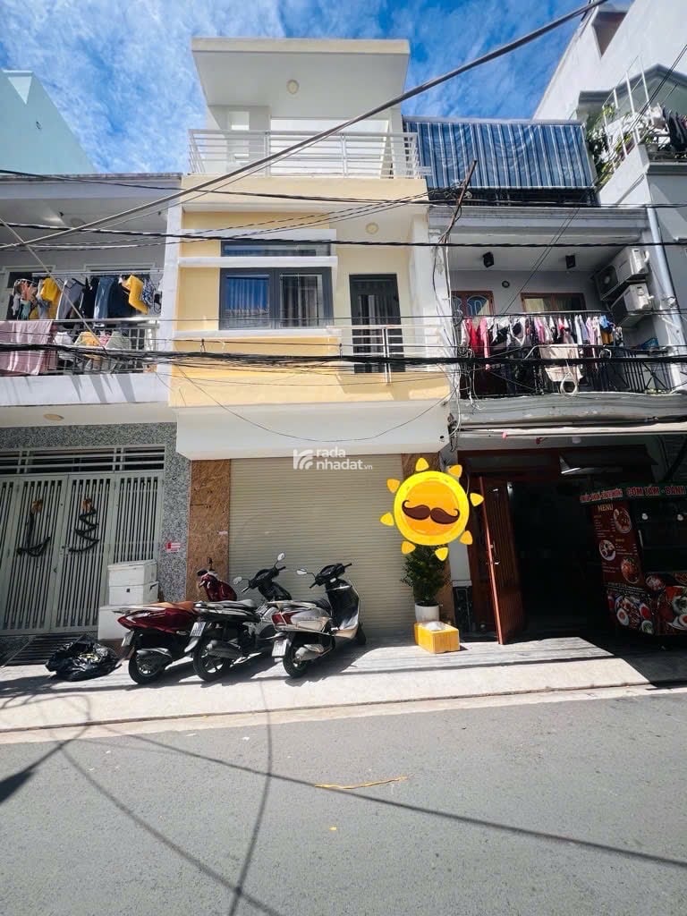 Mặt tiền đường số cạnh Chợ Tân Mỹ Phú Mỹ Hưng ngang 4m dài 10m nhà 3 tầng 3 phòng chỉ 10 tỷ nhỉnh