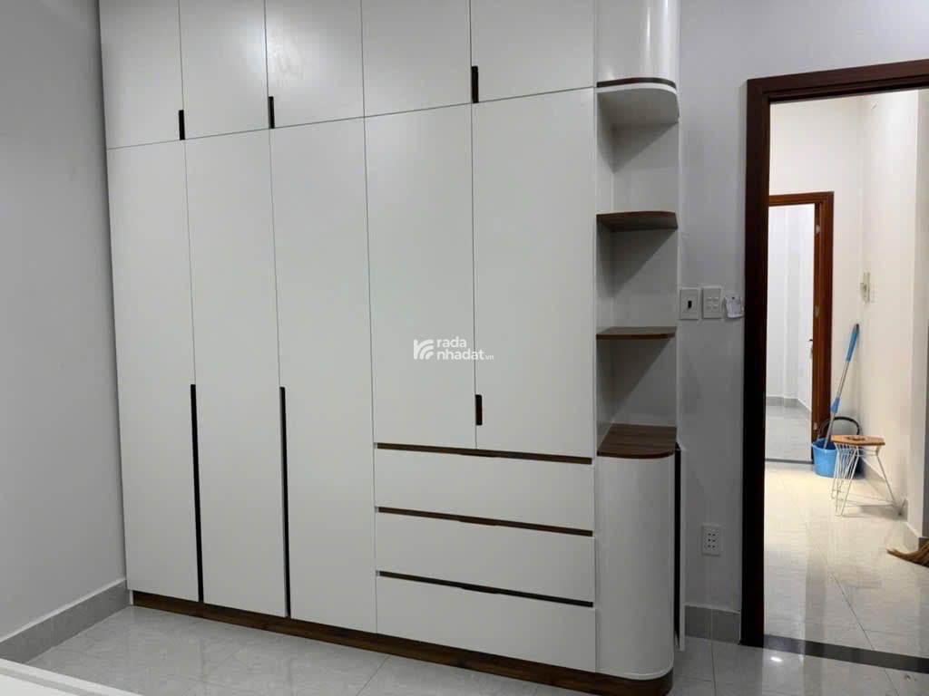 Mặt tiền đường số cạnh Chợ Tân Mỹ Phú Mỹ Hưng ngang 4m dài 10m nhà 3 tầng 3 phòng chỉ 10 tỷ nhỉnh