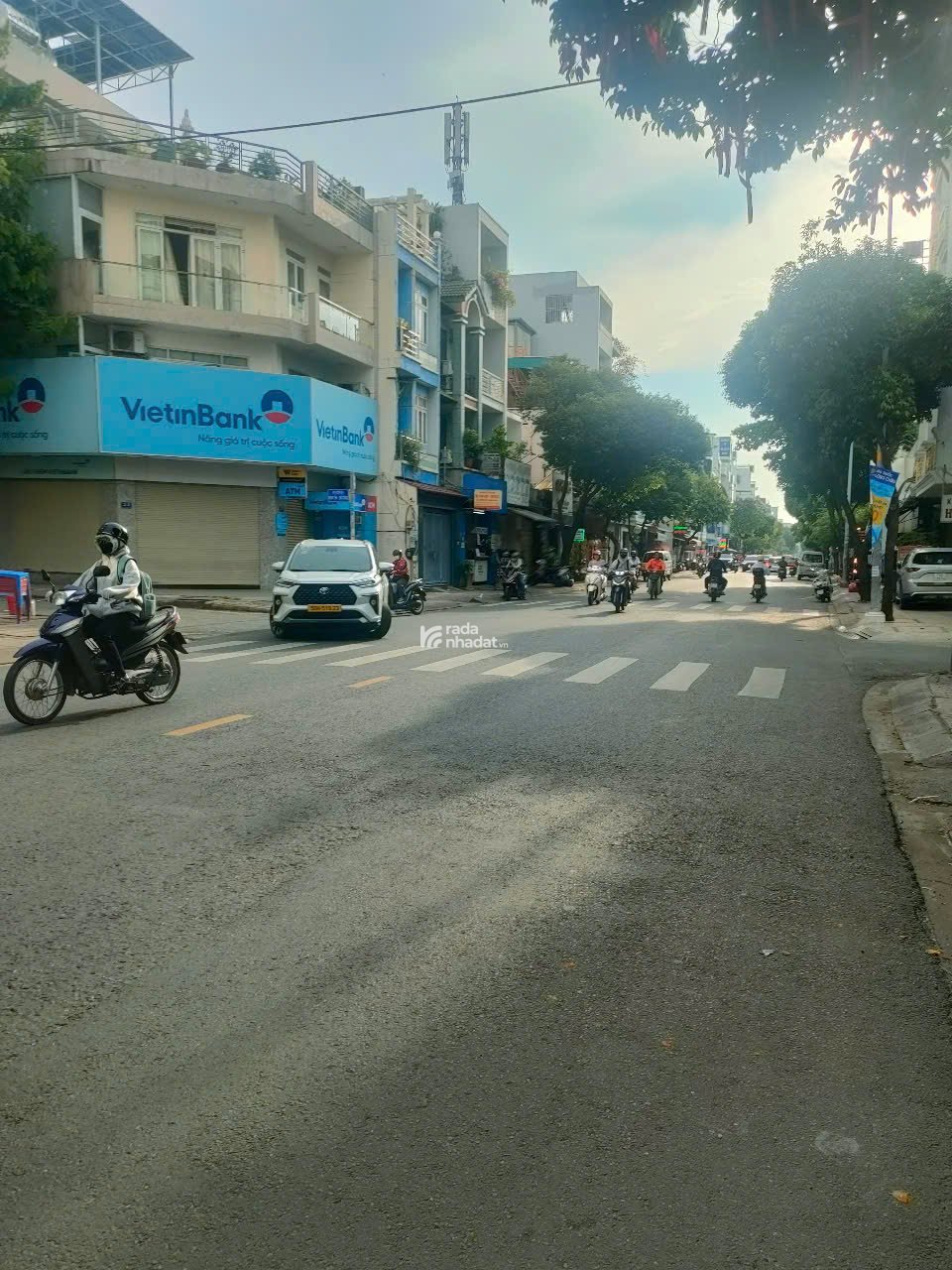 BÁN NHÀ  NGUYỄN CỬU ĐÀM VỊ TRÍ TRUNG TÂM TÂN PHÚ