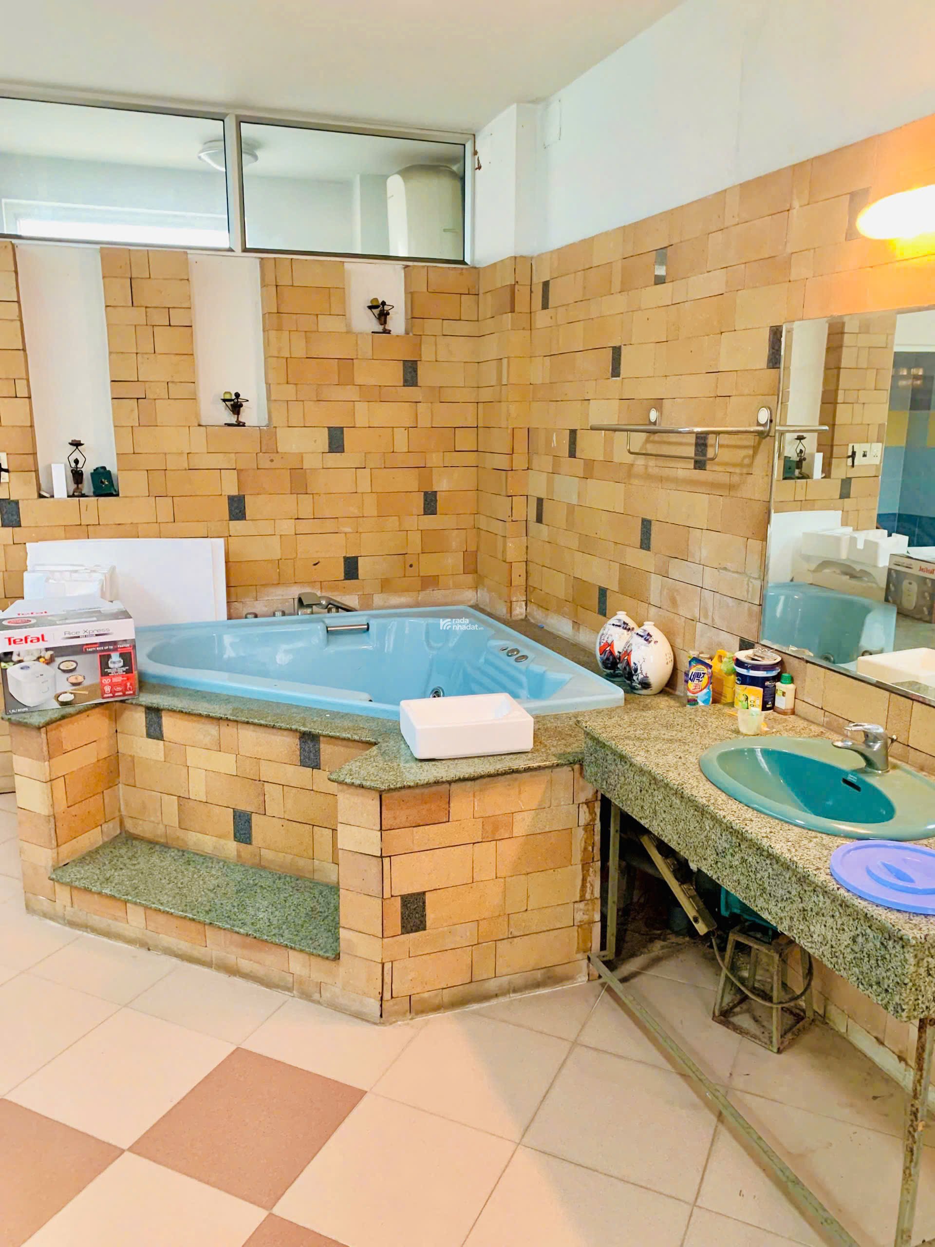 BÁN NHÀ MẶT TIỀN PHỐ NGƯỜI HOA QUẬN 5 - 4.2x24 - 5 TẦNG - 23.5 TỶ TL 