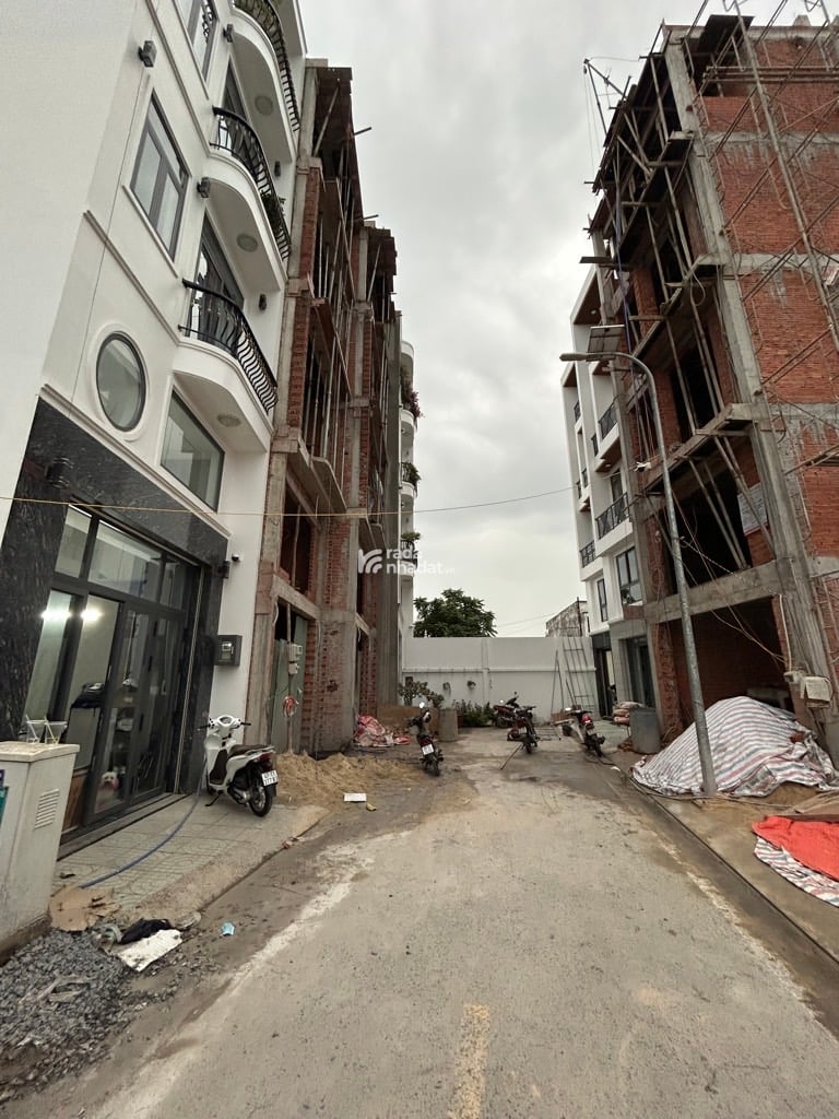 HẺM XE TẢI TRÁNH - 10 MÉT RA đường KINH DƯƠNG VƯƠNG. 