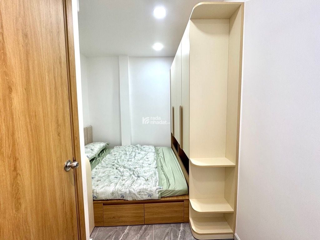 Khu Phan Xích Long - 25m2 - 2 Tầng đúc - Gần Mặt tiền - Ngay khu Phố Ẩm Thực - Full nội thất