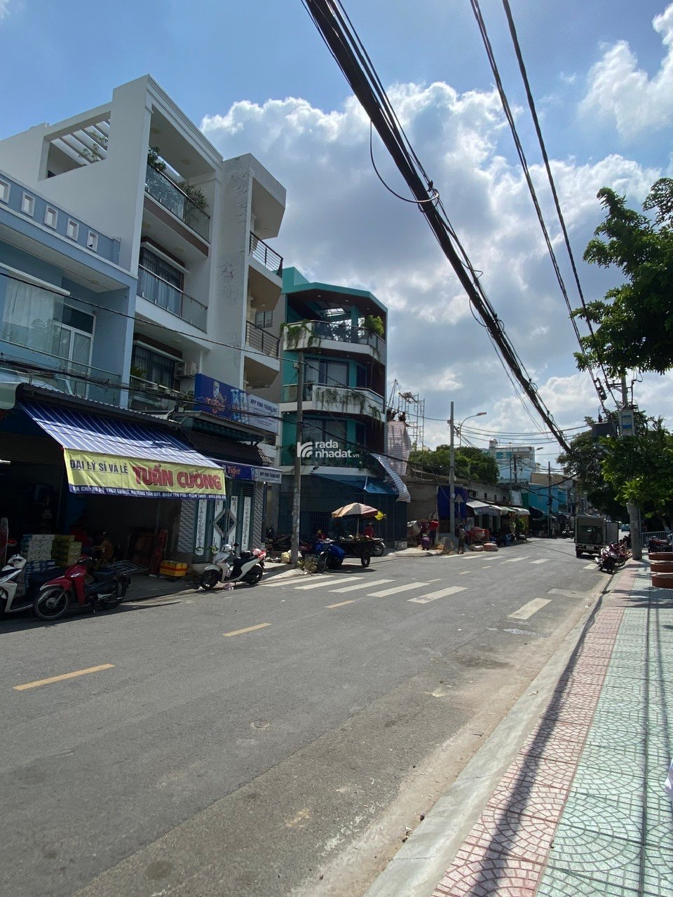 16,5 TỶ, GIÁ TỐT , MẶT TIỀN KINH DOANH ĐỘC LẬP, Q.TÂN PHÚ . 4,2M X 20M