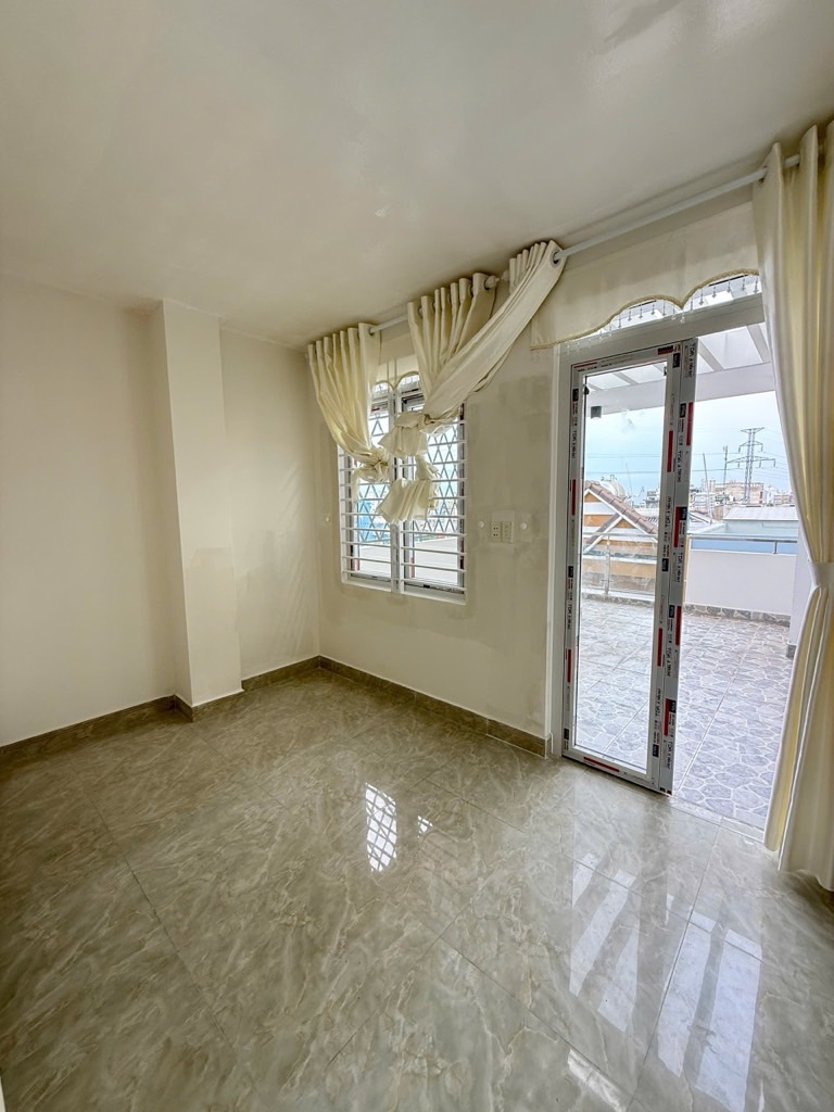 VỊ TRÍ ĐẸP - HẺM XE HƠI 5M VI VU - NHÀ 4 TẦNG KIÊN CỐ MỚI ĐẸP - 52M2 - NGAY MIẾU GÒ XOÀ