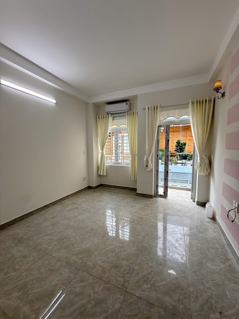  VỊ TRÍ ĐẸP - HẺM XE HƠI 5M VI VU - NHÀ 4 TẦNG KIÊN CỐ MỚI ĐẸP - 52M2 - NGAY MIẾU GÒ XOÀ