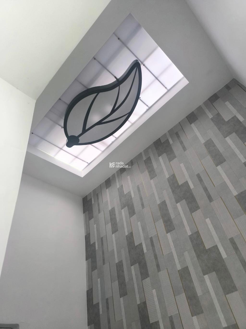 Bán nhà đường Nguyễn Công Hoan, siêu hiếm khu Phan Xích Long, 5 tỷ nhỉnh.