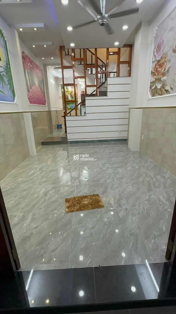 Nhà đẹp đường Nguyễn Thiện Thuật,phường 14, Bình Thạnh thoáng mát, khu dân cư yên tĩnh, Sổ riêng