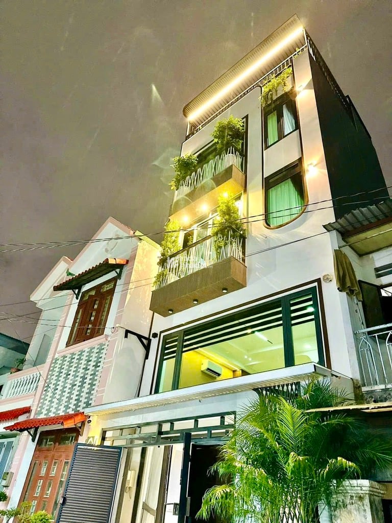 Bán gấp.5 tầng mới keng, hẻm 8m, 60m2, giá chỉ 6.8 tỷ, Thống Nhất, P.11, Gò Vấp