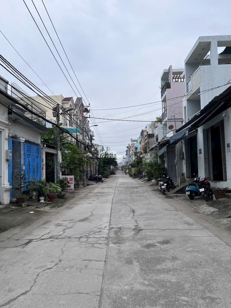 NHÀ 2 MẶT HẺM XE TẢI, NGUYỄN QUÝ YÊM, 161M2, 6.5x24M, 8.7 TỶ