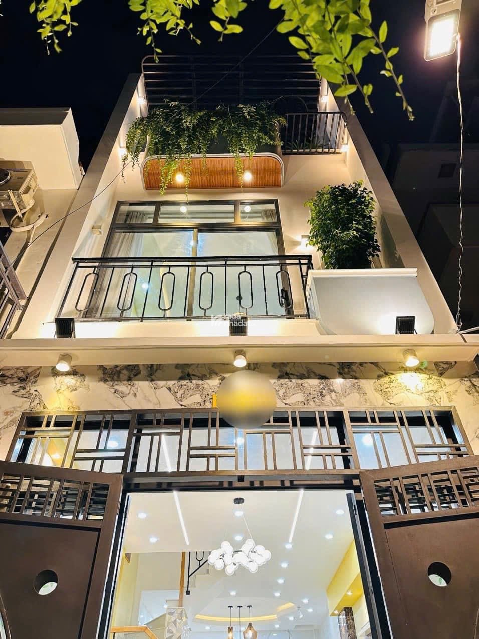 Chủ Kẹt Tiền cần BÁN GẤP 63m2 giá 5ty250tr Đường Hoàng Hoa Thám, P.5 Quận Bình Thạnh Tphcm