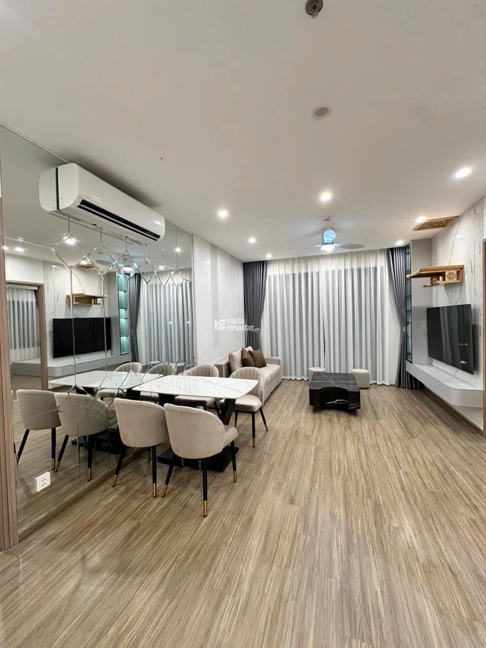 Chính chủ bán căn hộ D22 Trần Bình, diện tích 65m2, 2 ngủ, nội thất đầy đủ, sổ đỏ. Lh 0963 627 ***
