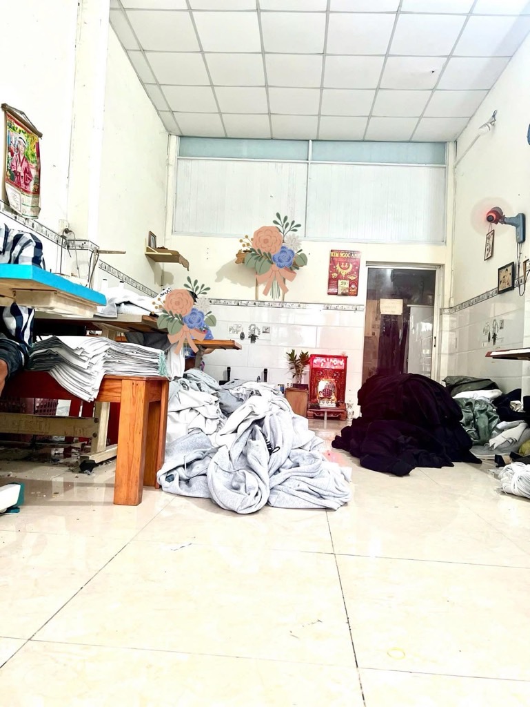 MẶT TIỀN RỘNG THOÁNG XE TẢI BON BON - NHÀ C4 TIỆN KINH DOANH CHO THUÊ -- 66M2