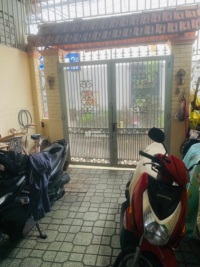 Chính chủ bán nhà 3 tầng hẻm xe hơi gần Lotte Himlam Quận 7