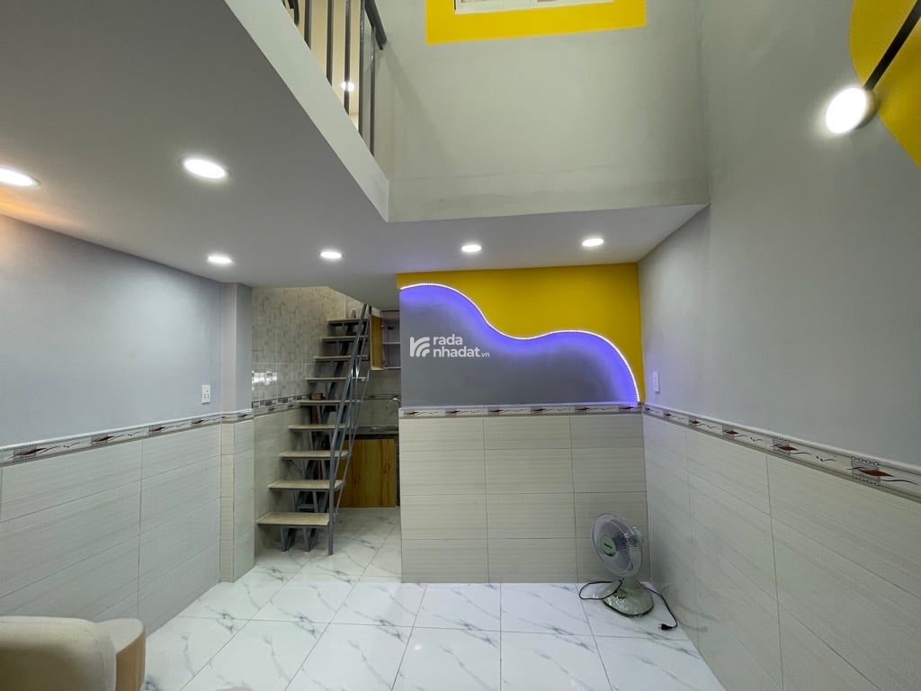 SÁT TÂN BÌNH, HẺM XE HƠI HUỲNH THIỆN LỘC, TÂN PHÚ, 3 TẦNG HIẾM CÓ. GIẢM 550TR CHỈ 2.35T TL TỐT