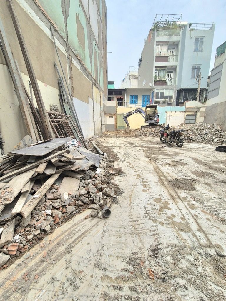 SÁT TÂN BÌNH, HXH TRỊNH ĐÌNH TRỌNG, TÂN PHÚ, 70M2 HIẾM CÓ. GIẢM 550TR CHỈ 5.8T