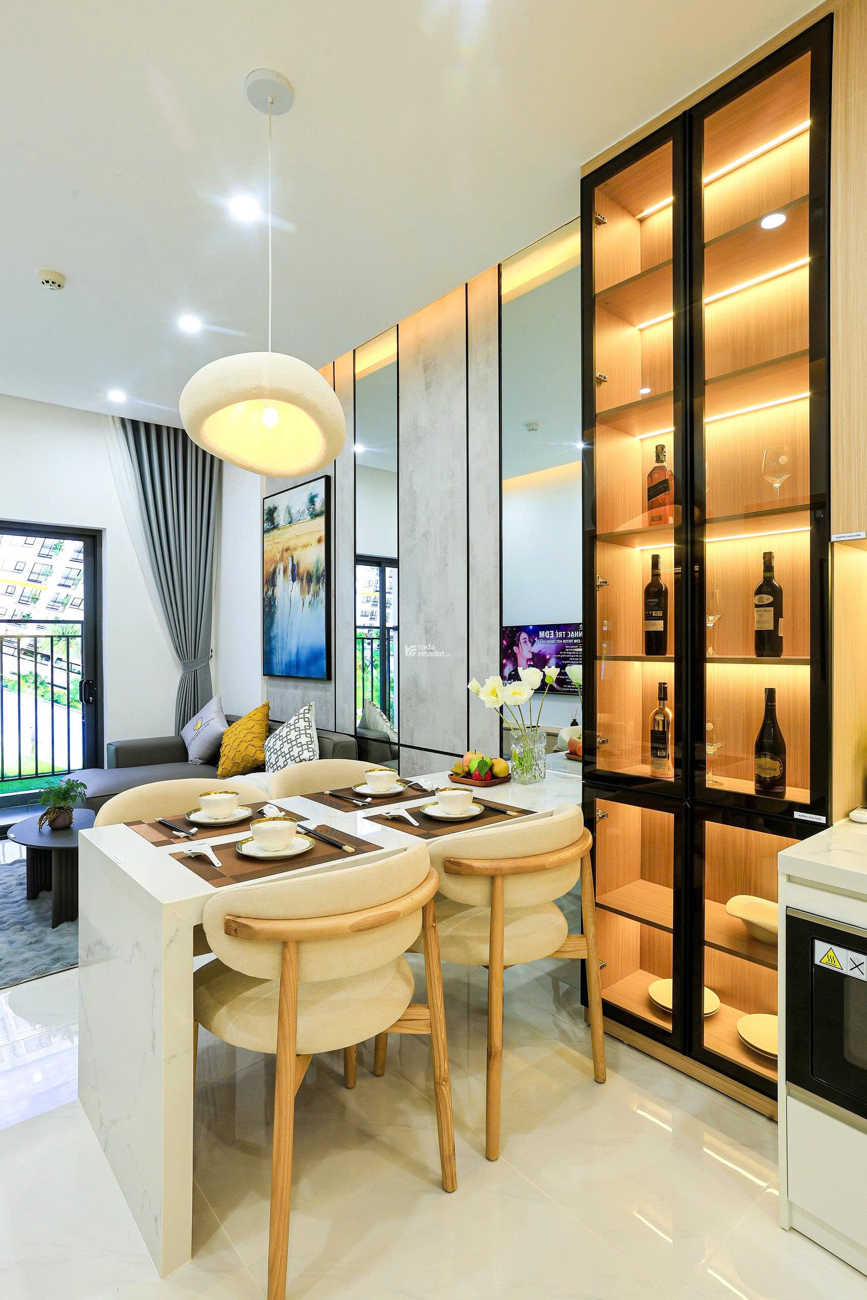 Bán căn hộ Destino 2PN/50m2. Giá 1,3x tỷ/SHR ngay chợ Bình Chánh. Trả 300 triệu nhận nhà ngay