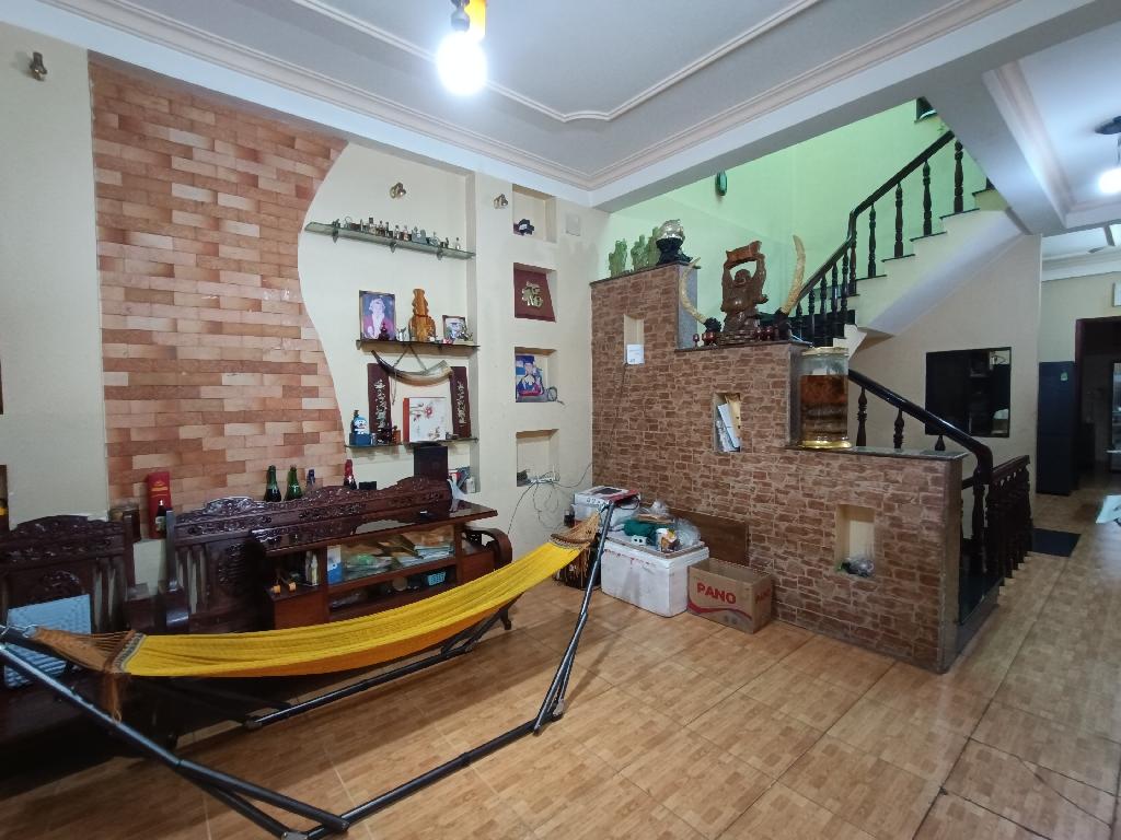 HXH Đường Tân Thành, 100m2, 4x25, 3 tầng, 4PN, rộng rãi thoáng mát, Chỉ 10.5 tỷ