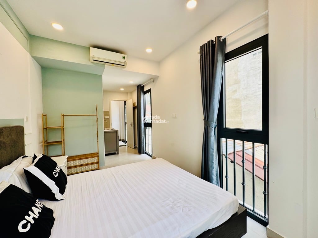 HIẾM - CHỈ 8.XTY CÓ NHÀ 4 TẦNG NGAY PHỐ ĐI BỘ BÙI VIỆN , TRUNG TÂM GIẢI TRÍ SẦM UẤT BẬT NHẤT QUẬN 1