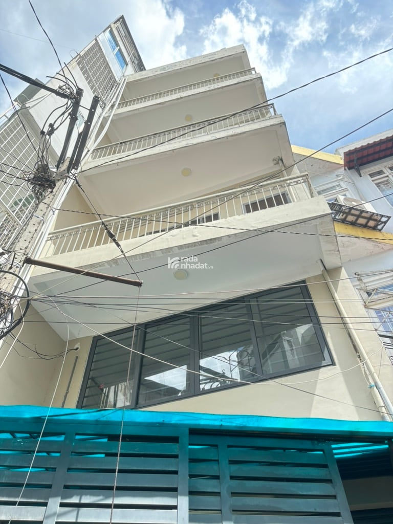 HIẾM - MẶT TIỀN và MẶT HẺM, NỞ HẬU TÀI LỘC - HOÀN CÔNG - KHU SẦM UẤT LIÊN QUẬN 