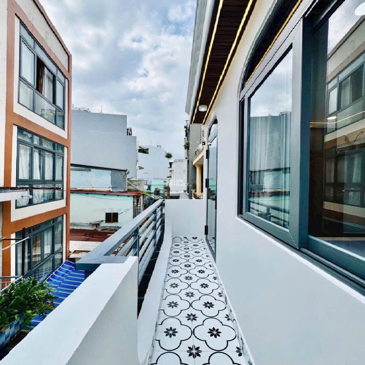 Nhà mới Duy Tân - Quận Phú Nhuận - 4x4 vuông - 4.7 tỷ