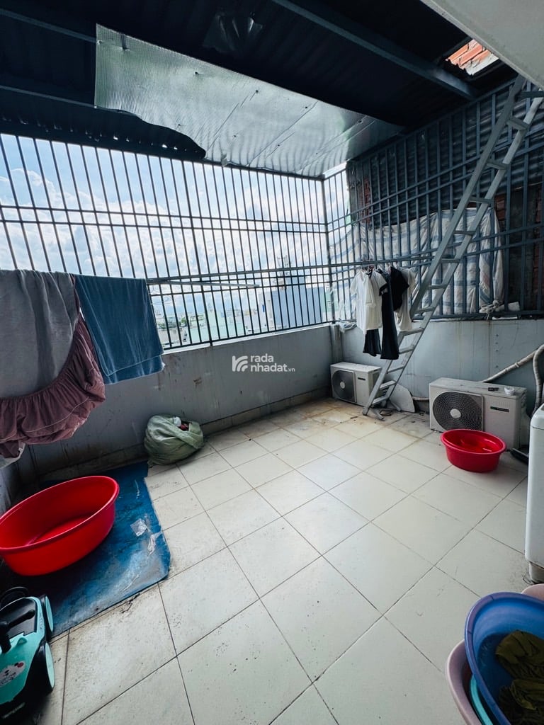 NHÀ MỚI ĐẸP 4 TẦNG NGAY AEON MALL TÂN PHÚ - KHU DÂN TRÍ ĐƯỜNG 5M DÒNG TIỀN 15TR.