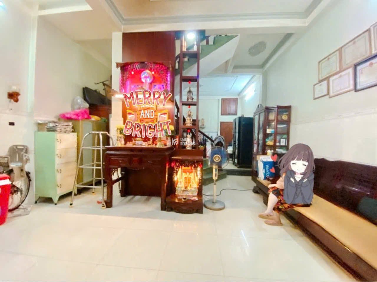 Nhà rẻ, Hẻm rộng, 5,7mx11 giá chỉ 5,56 tỷ. Ngay Emart, hẻm 361 Phan huy Ích