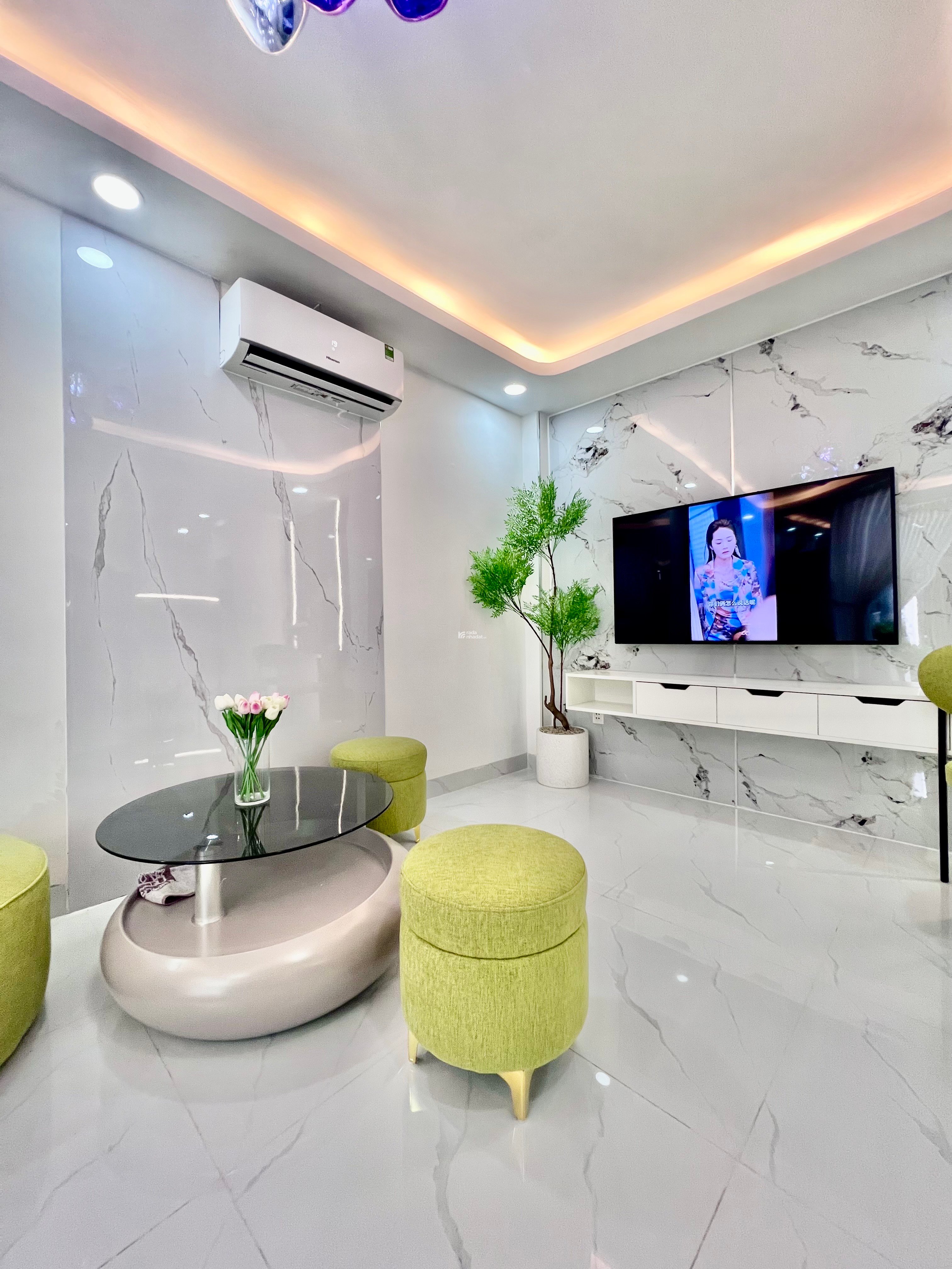 Bán nhà 4m x 7.5m Duy Tân Phú Nhuận 10m ra mặt tiền nhà mới