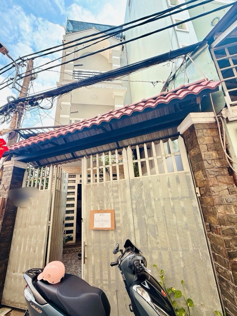 SIÊU PHẨM HUỲNH TẤN PHÁT QUẬN 7 - XE HƠI 4 CHỖ NGỦ TRONG NHÀ 