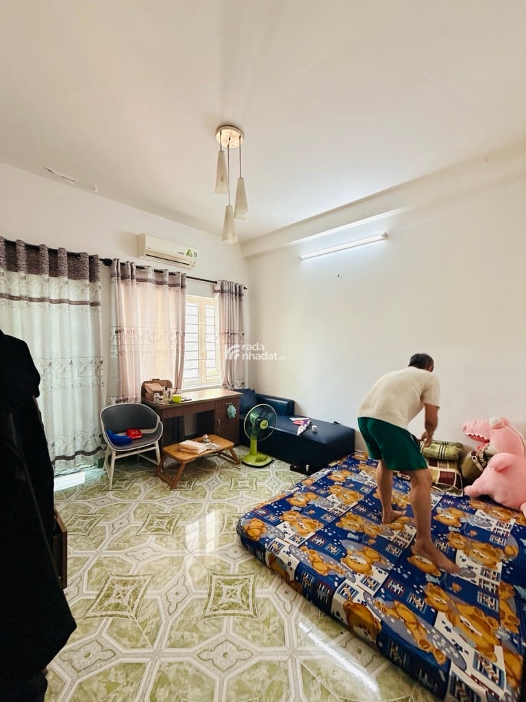 SIÊU PHẨM HUỲNH TẤN PHÁT QUẬN 7 - XE HƠI 4 CHỖ NGỦ TRONG NHÀ 