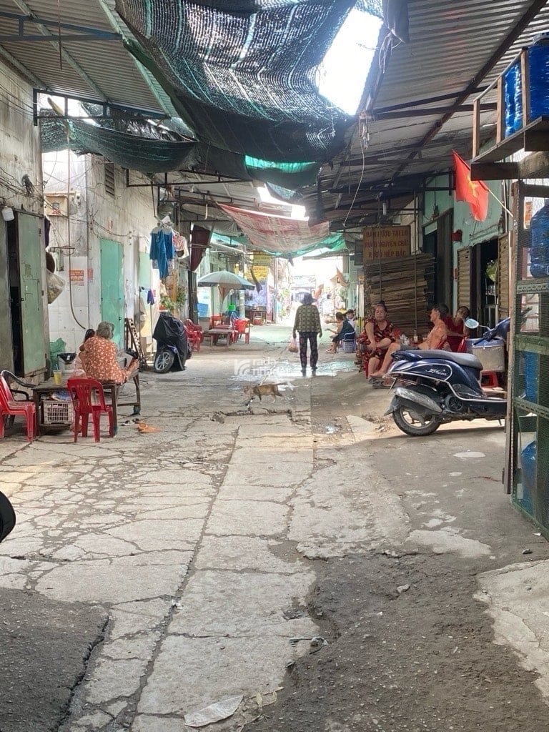 SIÊU HÓT 2 KIỐT  6 PHÒNG TRỌ CHO THUÊ 15 TRIỆU THÁNG  NGANG ĐẸP 9M HẺM XE TẢI 6M NHỈNH 4 TỶ TL