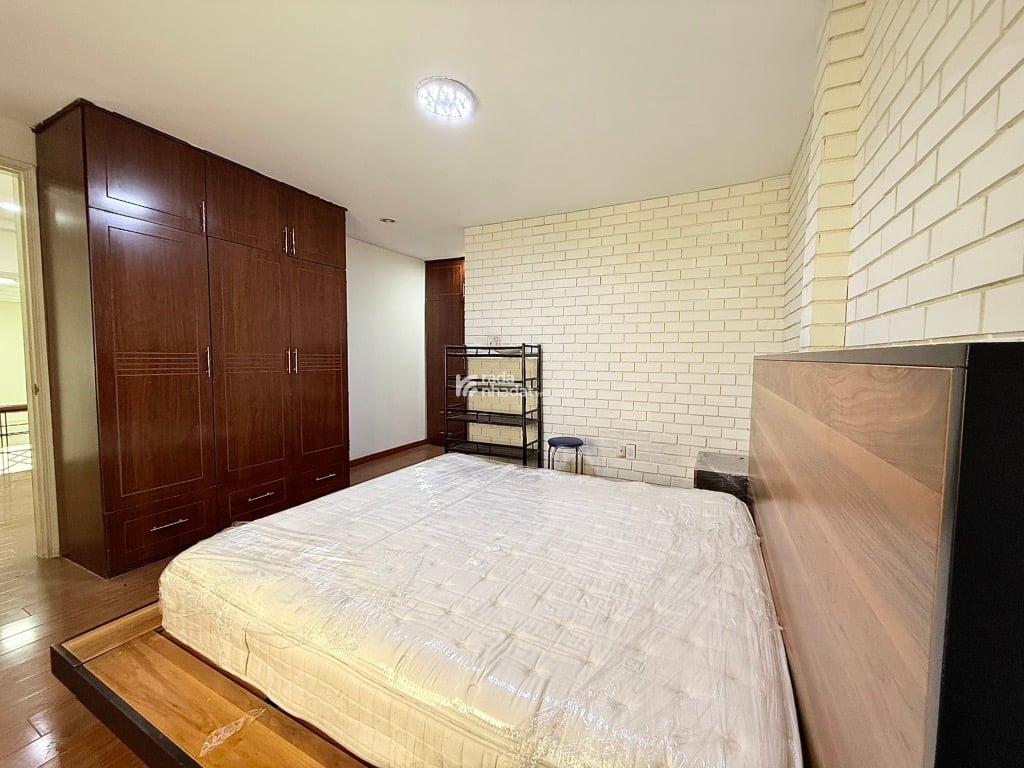 ĐƯỜNG SỐ 18 - SÁT XE TẢI THÔNG - QUANG TRUNG - CÔNG VIÊN LÀNG HOA - P8 GV - 59M (5.5x10.5) - NỞ HẬU