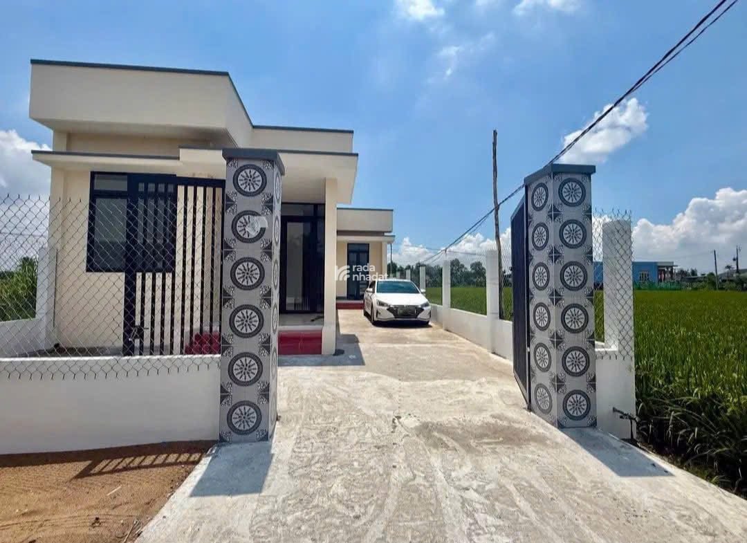 Giảm giá nhà cấp 4 mới hoàn thiện full thổ 